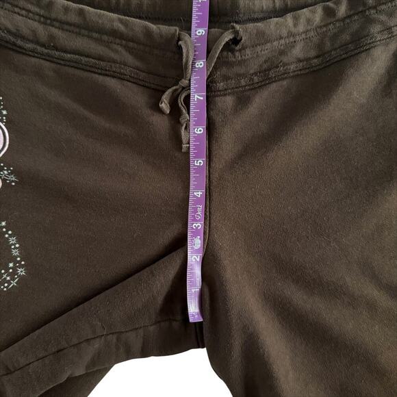 Disney Tinkerbell Sweat shorts Women’s L Brown Feisty Y2K Words on butt 1069 - Picture 7 of 11